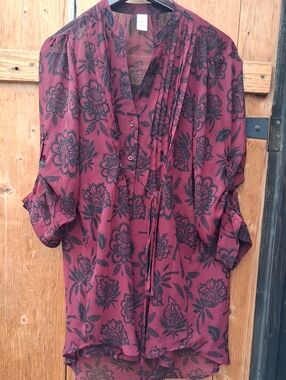 BONGO Red Floral Print Boho Top